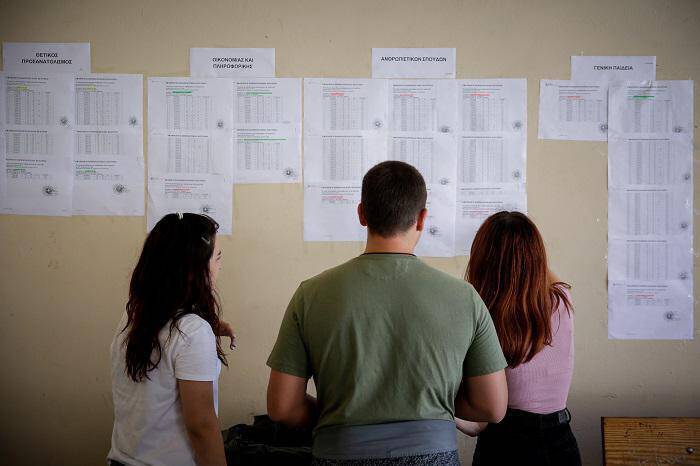 Πανελλαδικές: Τι «έδειξαν» τα αποτελέσματα των ειδικών μαθημάτων για τις επιδόσεις των υποψηφίων