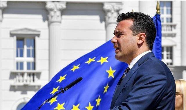 Βόρεια Μακεδονία: Εξασφάλισε ψήφο εμπιστοσύνης η κυβέρνηση του Ζόραν Ζάεφ