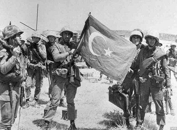 Σαν σήμερα το 1974 ξεκίνησε η τουρκική εισβολή στην Κύπρο