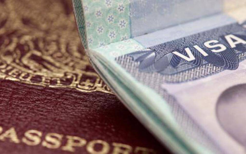 Βουλή: Ψηφίζονται σήμερα οι αλλαγές για Golden Visa