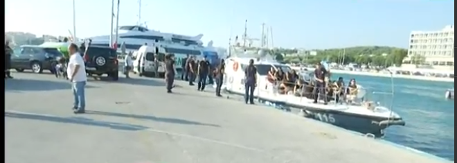 Βλάβη στο πλοίο «Fast Ferries Andros» με 446 επιβάτες – Επιστρέφει στη Ραφήνα