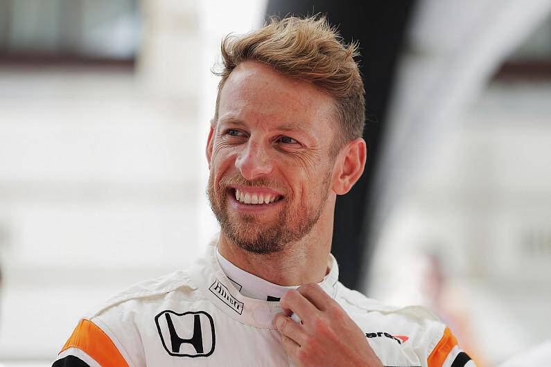 Ο Jenson Button έσπασε τα κοντέρ στο Hungaroring