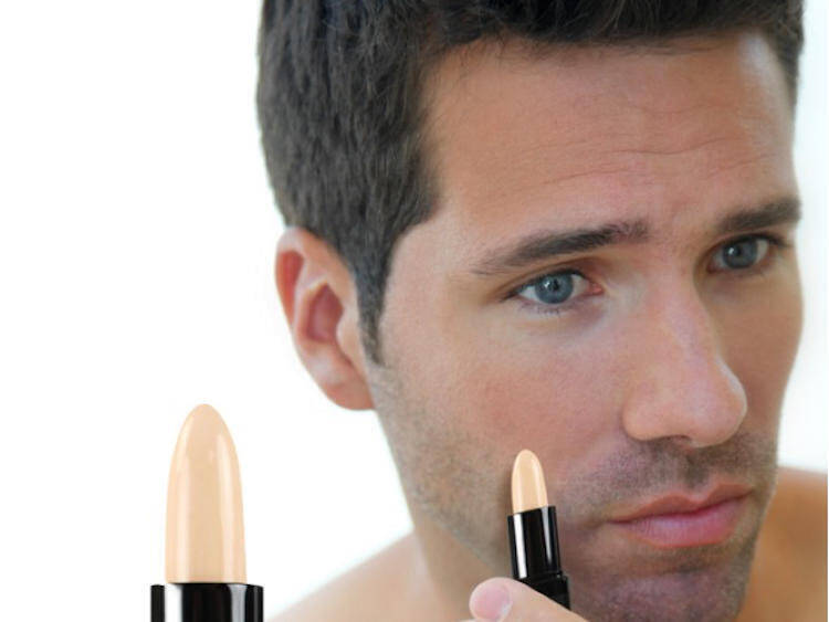 Για πρώτη φορά προϊόντα μακιγιάζ αποκλειστικά για άντρες