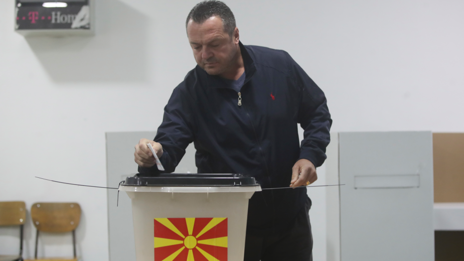 Δημοψήφισμα στα Σκόπια: Μεγάλη συμμετοχή και πλειοψηφία ή εκλογές