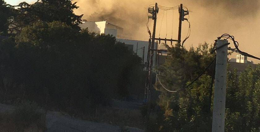 Μεγάλη φωτιά στο Πανεπιστήμιο Κρήτης κοντά στο Νοσοκομείο