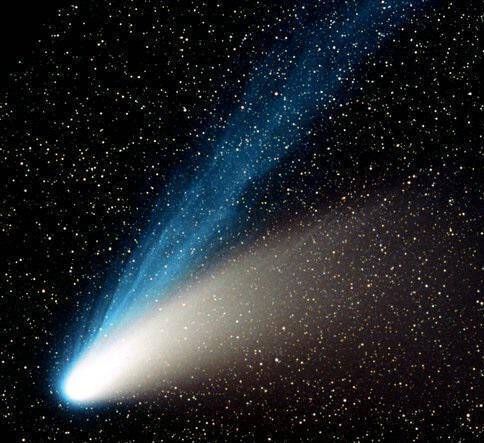 Τεράστιος κομήτης μεγέθους τρεις φορές το Έβερεστ κινείται προς τη Γη