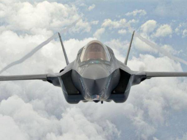 “Θρίλερ” στην Ιαπωνία – Συνετρίβη ένα αμερικανικό αεροσκάφος F -35