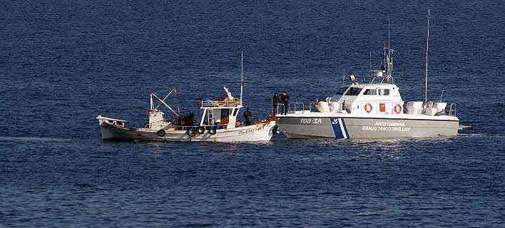 Δίχως τέλος οι προκλήσεις των Τούρκων ψαράδων στο Αιγαίο