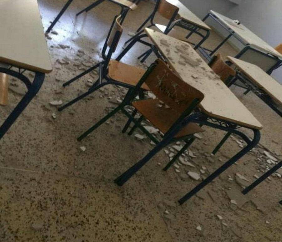 Παραλίγο τραγωδία στα Ιωάννινα: Έπεσε το… ταβάνι στα θρανία των μαθητών! (pics)