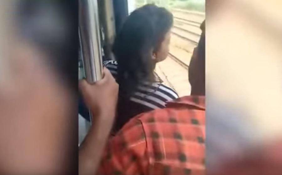 Σοκ! Την έσωσαν στο ’90 από διερχόμενο τρένο – Συγκλονιστικό βίντεο