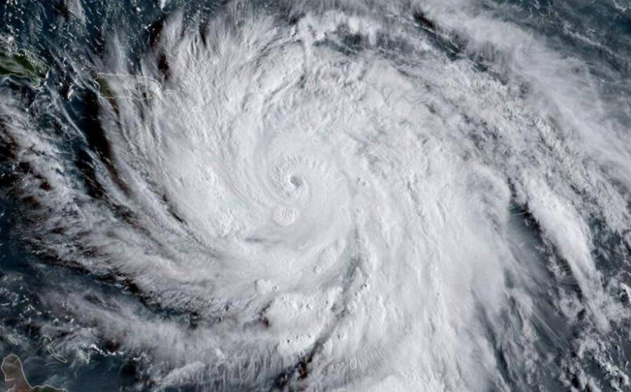 ΗΠΑ: Τουλάχιστον 30 νεκροί από τον «φονικό» τυφώνα Μάικλ!