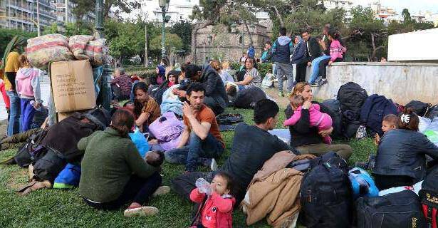 DW: Χώρα προορισμού προσφύγων πια η Ελλάδα