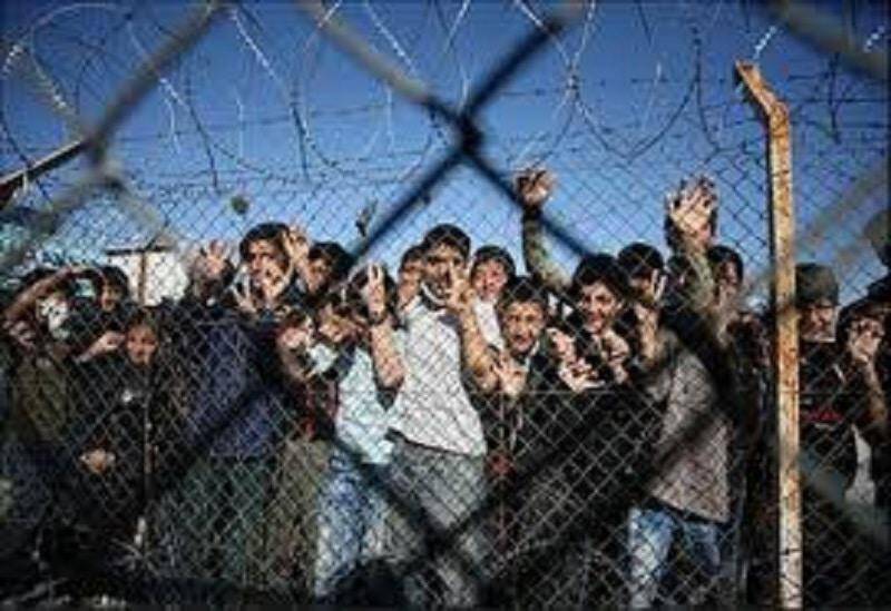 Στην Εύβοια μεταφέρονται οι 380 πρόσφυγες που εκδιώχθηκαν από τα Βρασνά