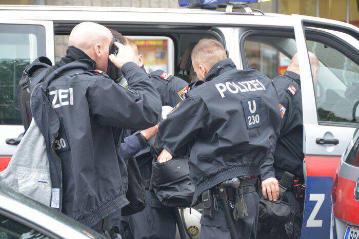 Βιέννη: Επίθεση σε εκκλησία – Πέντε μοναχοί τραυματίες