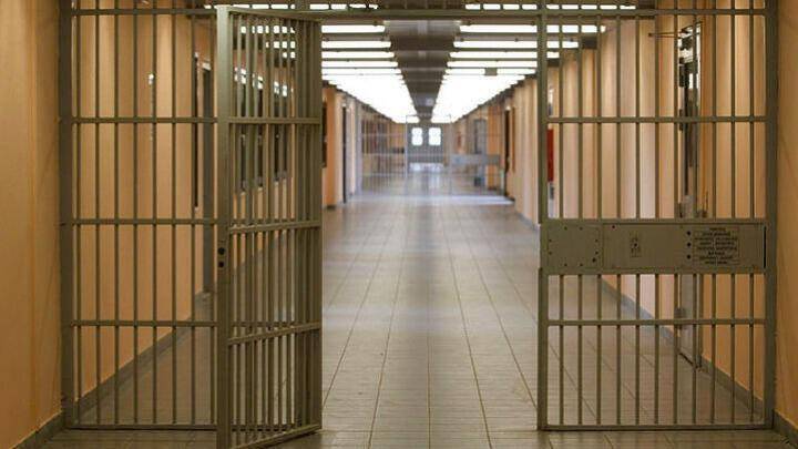 Δεκαετής κάθειρξη στον 59χρονο που κρατούσε φυλακισμένα τα ξαδέλφια του