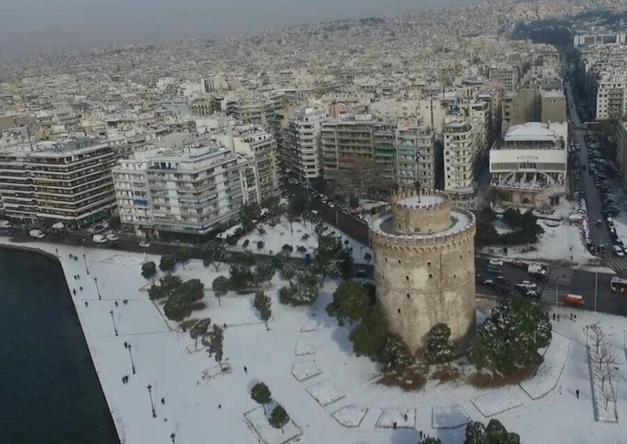 Καιρός: “Υπατία”… στην Θεσσαλονίκη! Χιόνια και -1 βαθμός