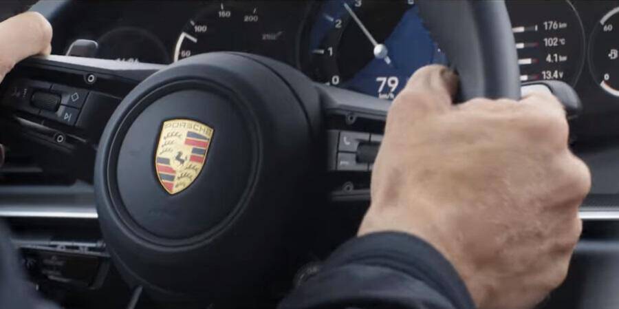 Porsche: Supercars… με τα όλα τους και 3D printed καθίσματα! video