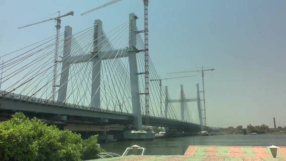 Αίγυπτος: Η  νέα γέφυρα του Καΐρου στο παγκόσμιο ρεκόρ Γκίνες