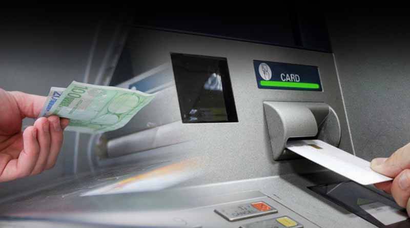 ATM: «Δαγκώνουν» από σήμερα! Ιδού οι νέες τσουχτερές χρεώσεις!