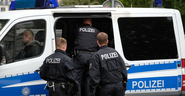 Γερμανία: Σε διαθεσιμότητα 29 αστυνομικοί για φιλοναζιστική συμπεριφορά