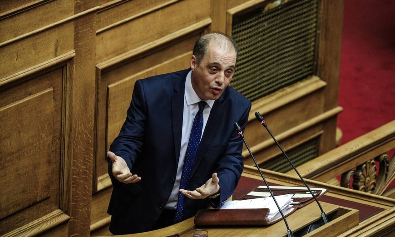 Αντικαπνιστικός νόμος: Τι δήλωσε ο Βελόπουλος στη Βουλή