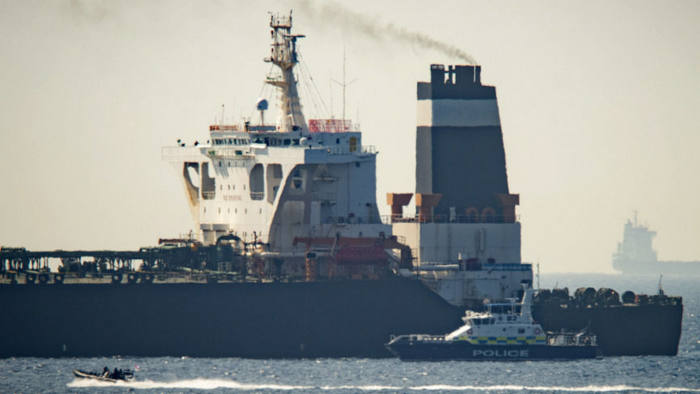 Επίθεση πειρατών σε ελληνικό δεξαμενόπλοιο – Απήχθησαν 15 ναυτικοί