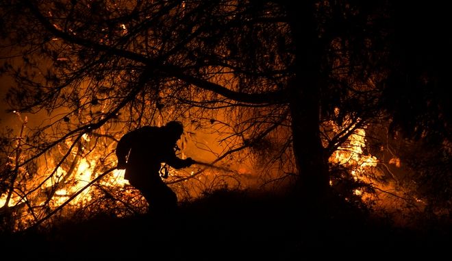 Kύμα πυρκαγιών σε Συρία και Λίβανο – Τρεις νεκροί