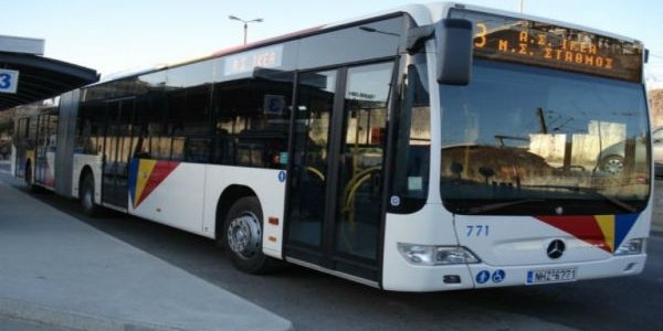 Θεσσαλονίκη: Οπαδοί του Άρη ανάγκασαν οδηγό λεωφορείου να τους μεταφέρει στο γήπεδο