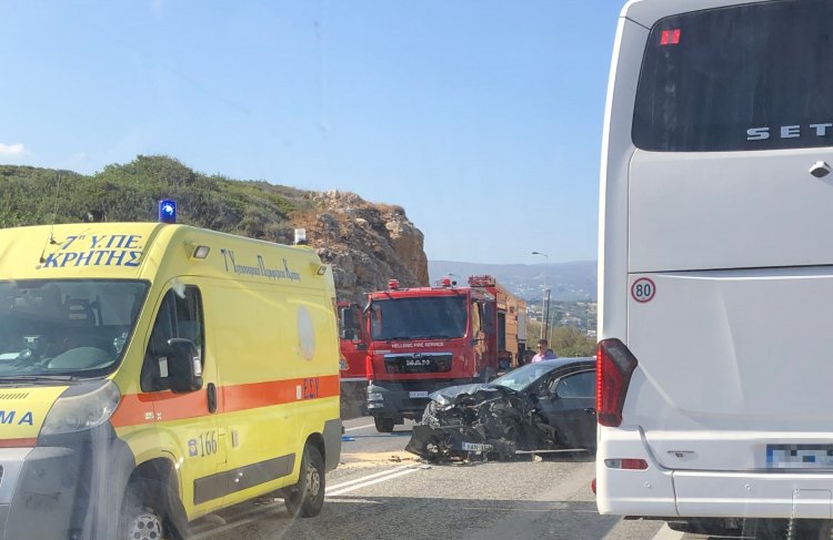 Κρήτη: Νεκρή γυναίκα σε τροχαίο – Τραυματίστηκαν δύο μικρά κοριτσάκια