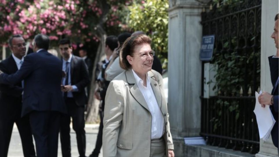ΣΥΡΙΖΑ: «Άτακτη υποχώρηση της Μενδώνη η ακύρωση της δωρεάς»