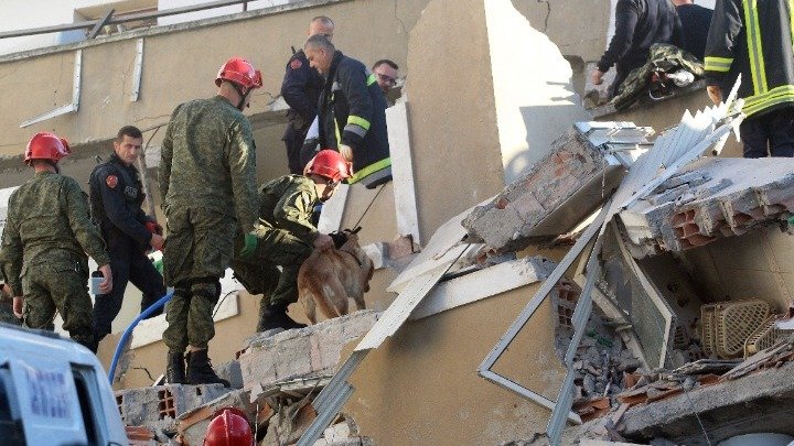 Σεισμός Αλβανία: Αυξάνονται συνεχώς οι νεκροί – Μεγάλος πανικός με μετασεισμούς