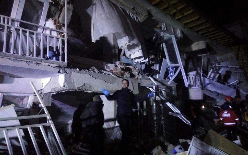 Σεισμός Τουρκία: Σείεται η γη από τους μετασεισμούς – Στους 29 οι νεκροί