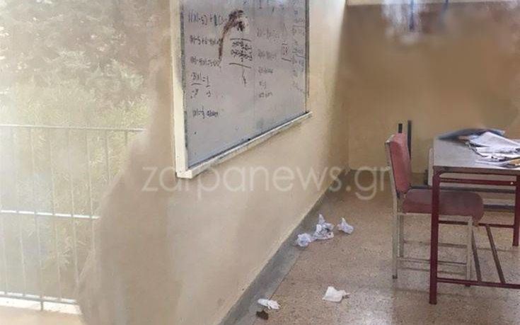 Αθλιότητα: Αφόδευσε στη σχολική αίθουσα και πασάλειψε τον πίνακα