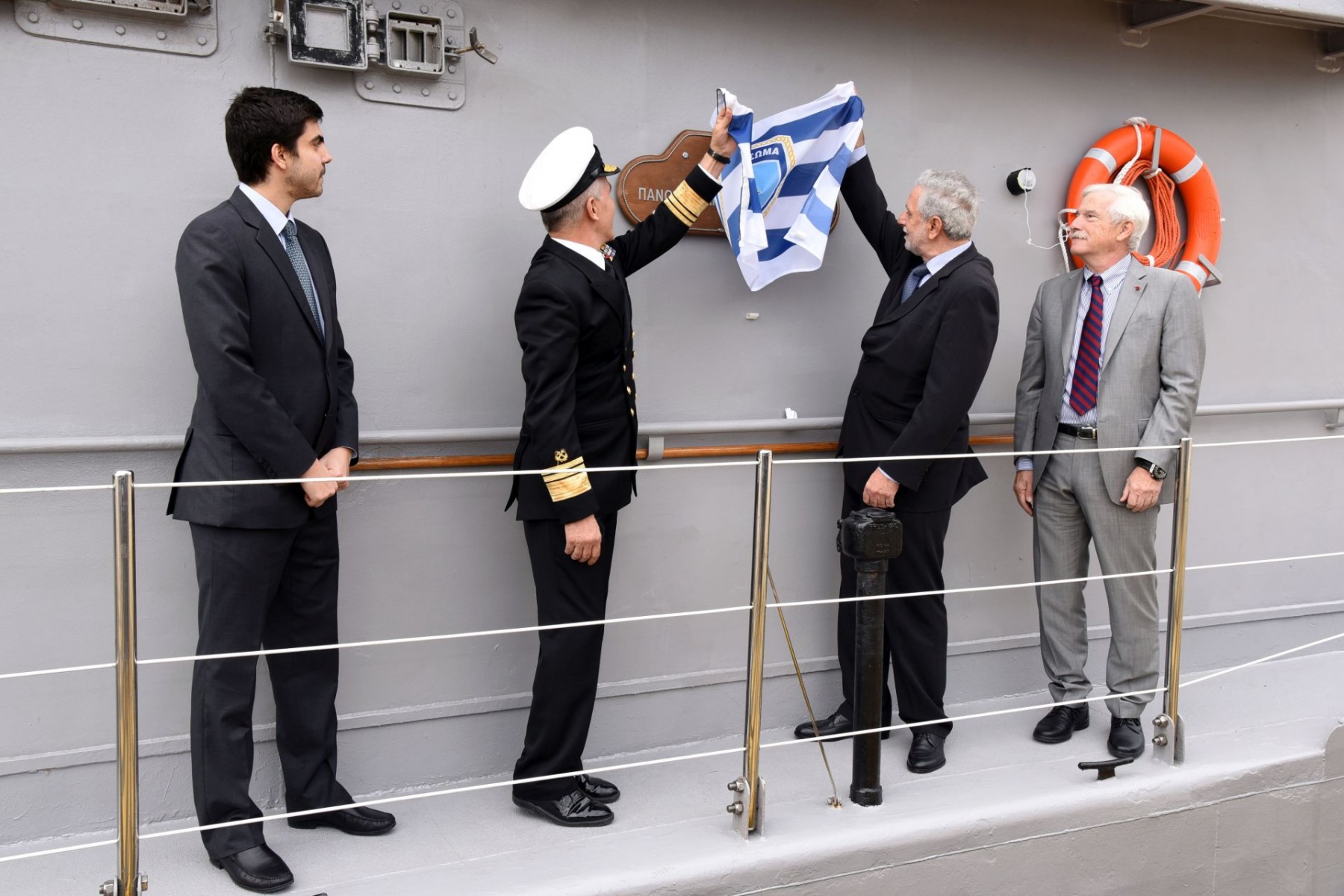 Δωρεά εφοπλιστή Λασκαρίδη: Προσφέρει δεύτερο πλοίο στο πολεμικό ναυτικό