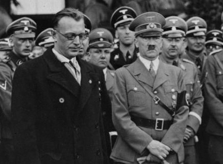 Αδόλφος Χίτλερ: Έκανε θεραπείες για προβλήματα φωνής! Η δήλωση του γιατρού του αιμοσταγή δικτάτορα