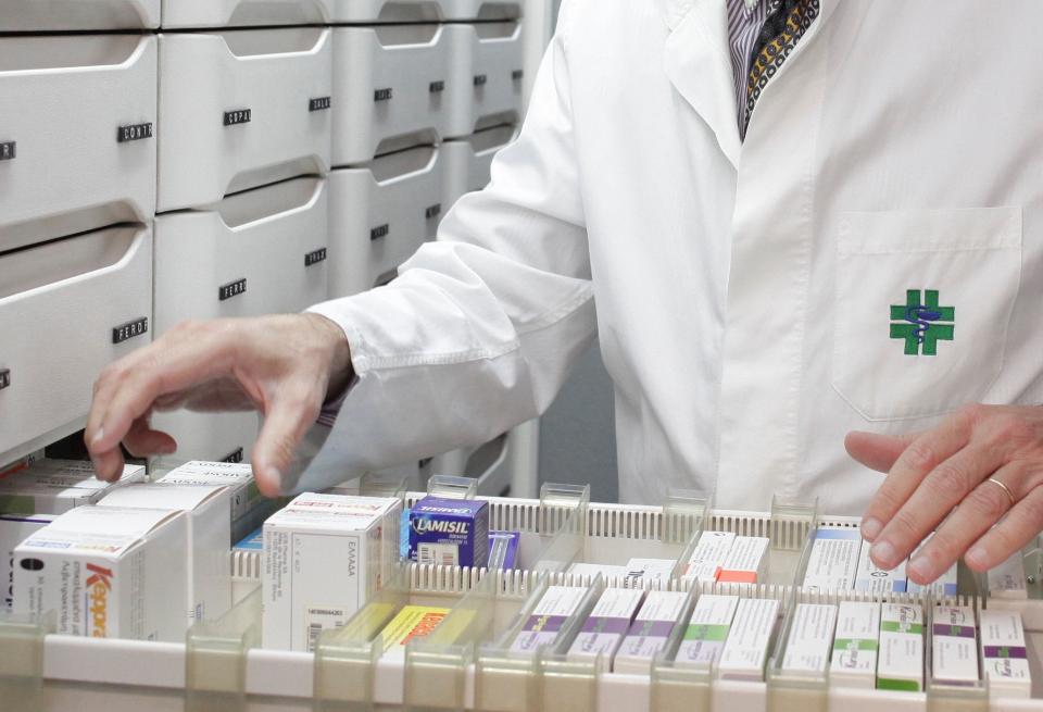 ΠΦΣ: Να μην προχωρήσουν οι φαρμακοποιοί στην προμήθεια τεστ για τον κορονοϊό
