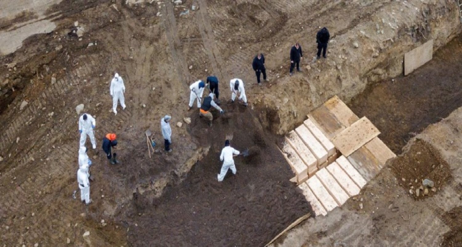 Κορονοϊός – Νέα Υόρκη: Φρίκη με ομαδικούς τάφους στο Hart Island (vid)