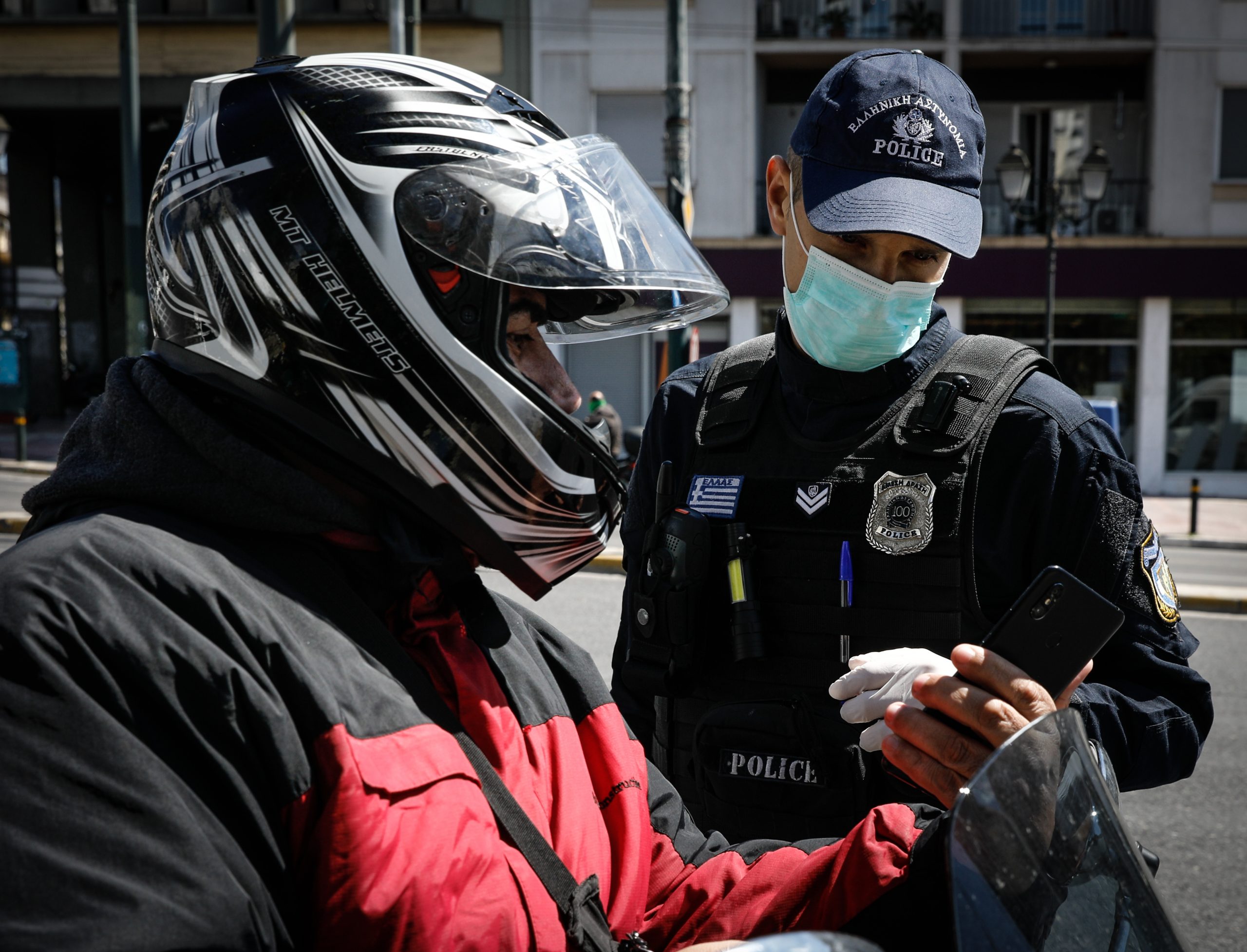 Πάσχα: Μπλόκα παντού, drones και πρόστιμα από την αστυνομία!