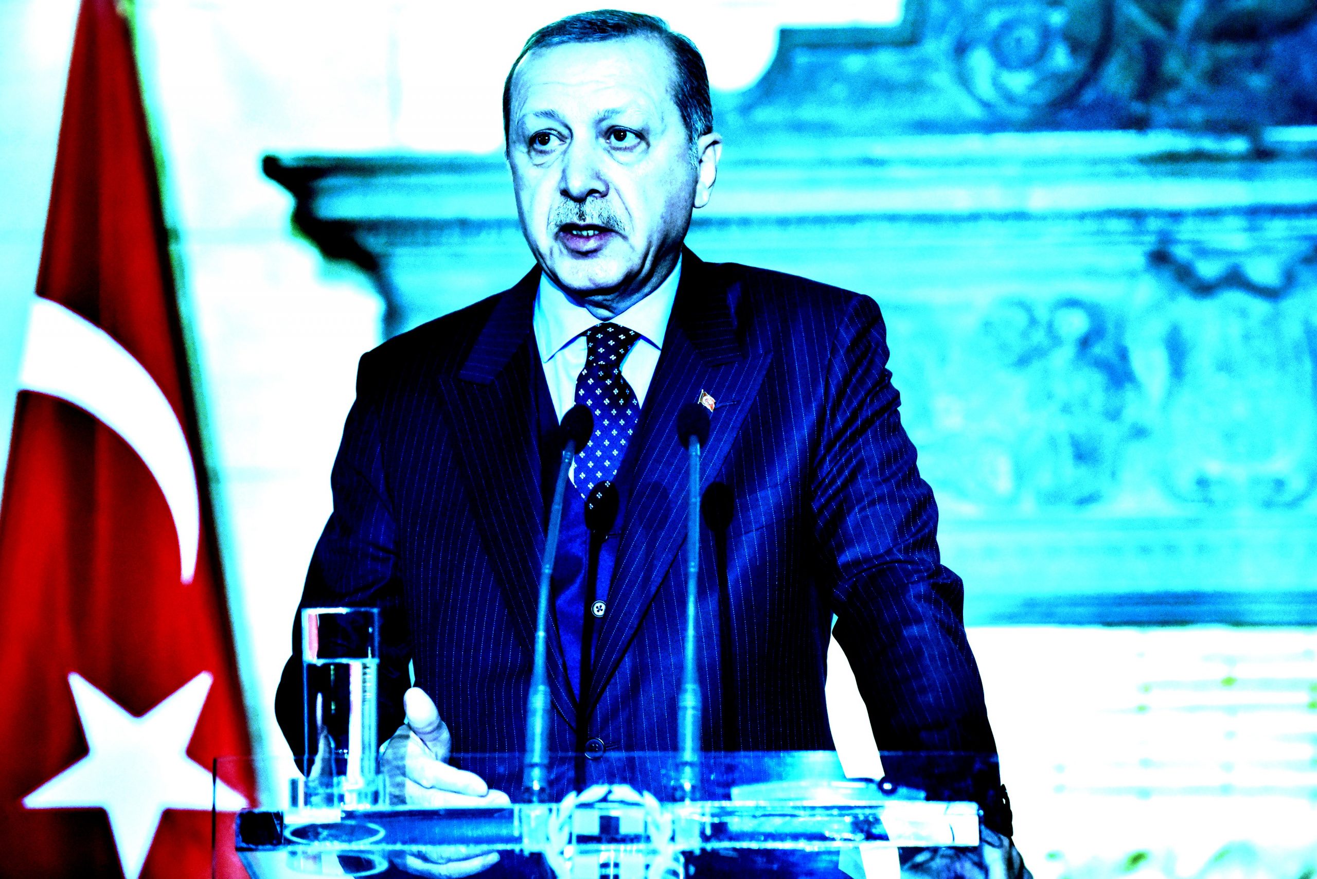Καταρρέει η τουρκική οικονομία! Διέκοψε το χρηματιστήριο – Καταποντίστηκε η λίρα
