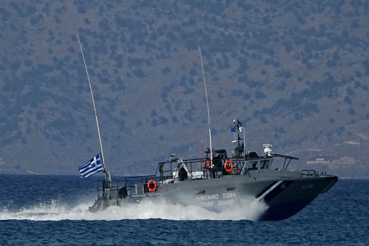 Νέα προβοκάτσια της Τουρκίας στο Αιγαίο – «Πυροβόλησαν και μας ανάγκασαν να μπούμε σε ελληνικά ύδατα»