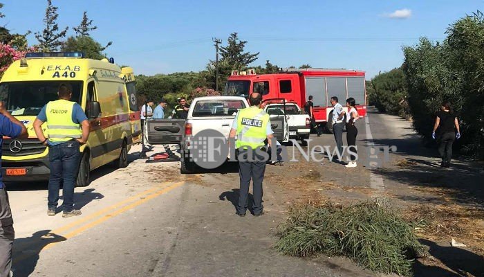 Σοβαρό τροχαίο στην Κρήτη: Έπεσε στο οδόστρωμα και καταπλακώθηκε από αυτοκίνητο (pics)
