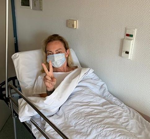Στο νοσοκομείο η Ρούλα Ρέβη – Τι συνέβη