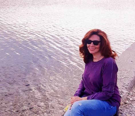 Μιμή Ντενίση: Ξέσπασε για τα ταξίδια στο Ντουμπάι