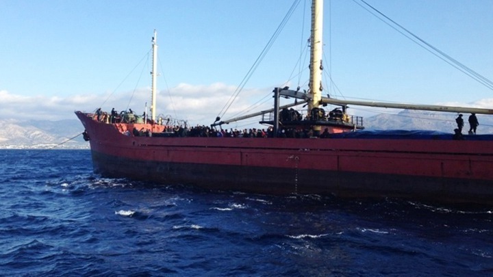 Κίνα: Φορτηγό πλοίο και πετρελαιοφόρο συγκρούστηκαν ανοιχτά της Σανγκάης – 14 αγνοούμενοι