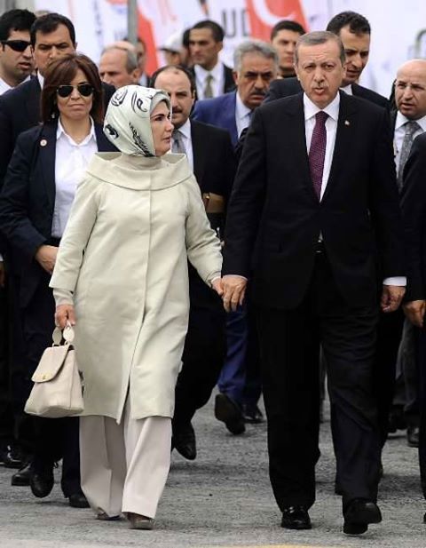 Τουρκία: Σάλος με την τσάντα της Εμινέ Ερντογάν μετά το κάλεσμα για μποϊκοτάζ των γαλλικών προϊόντων