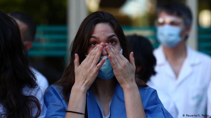 Ισπανία: Γιατροί και νοσηλευτές διαδήλωσαν κατά των περικοπών στον τομέα της Υγείας