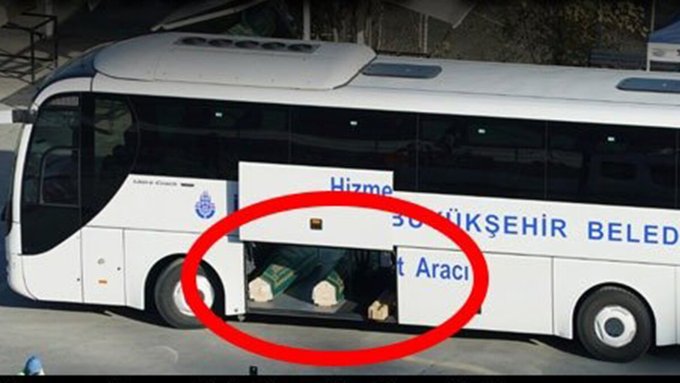 Τουρκία -Πρωτόγνωρες εικόνες: Φέρετρα νεκρών από κορονοϊό μεταφέρονται με λεωφορεία