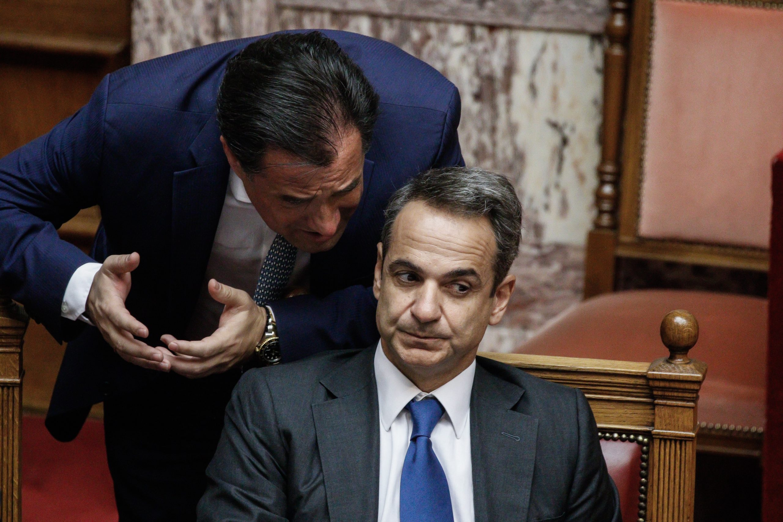 Βουλή: Ψηφίστηκε το πλαίσιο για τις δημόσιες συμβάσεις -Επίθεση από τον Άδωνι στο ΣΥΡΙΖΑ