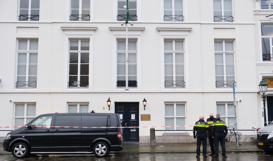 Ολλανδία: Γάζωσαν με σφαίρες την πρεσβεία της Σαουδικής Αραβίας