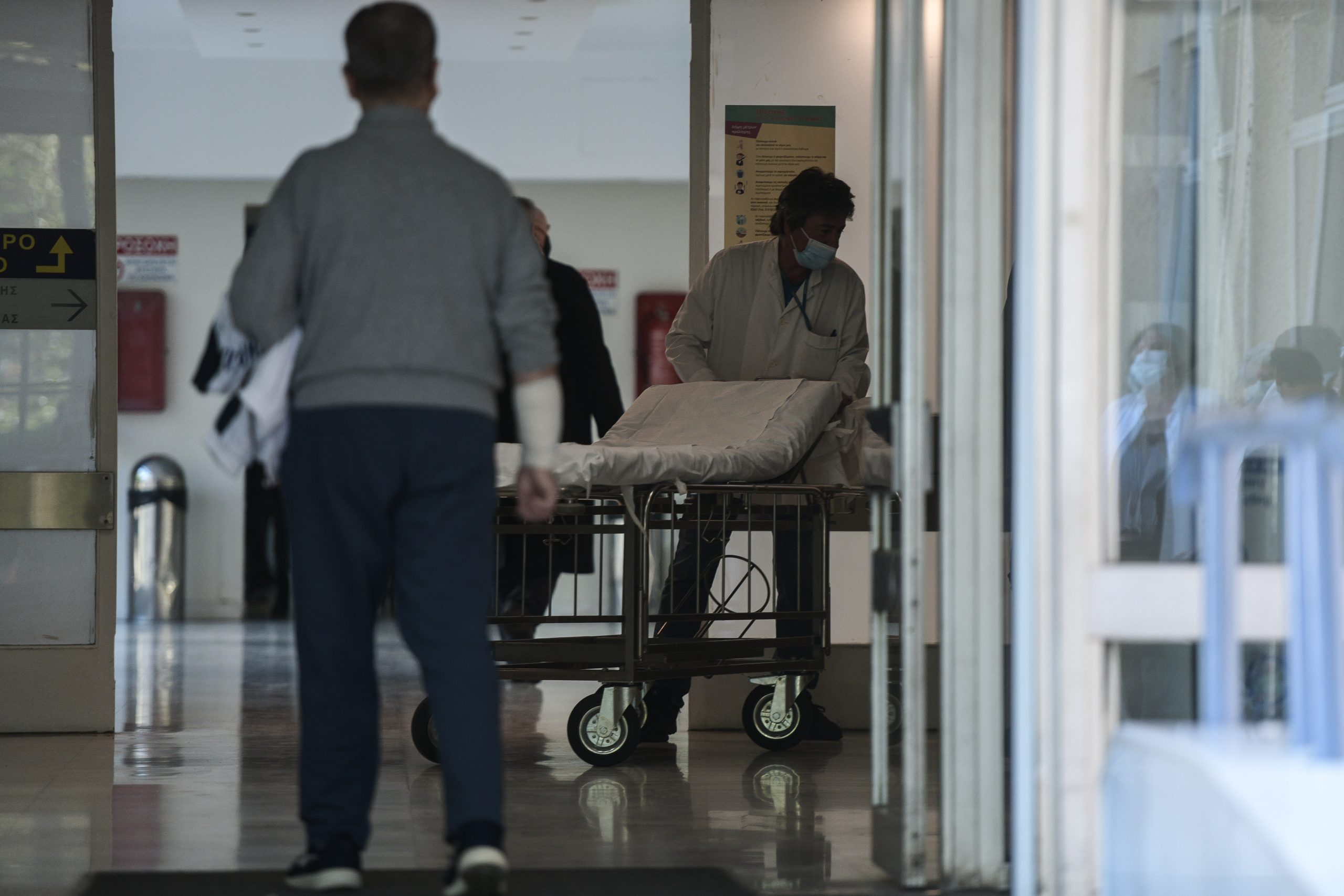 Κορονοϊός: Νέες οδηγίες για τους ασθενείς που παίρνουν εξιτήριο